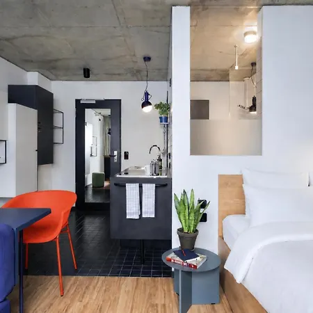 Stayery Berlin Friedrichshain - Stylish Rooms & Apartments-3